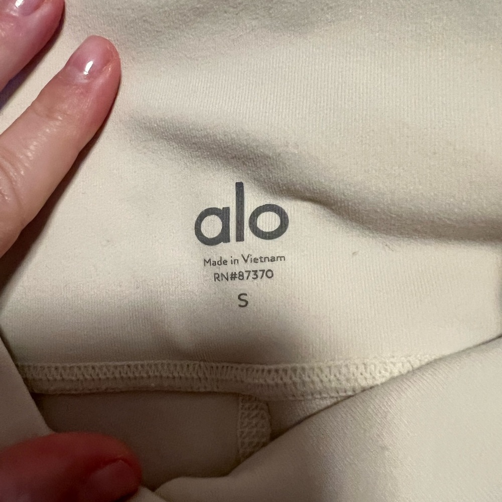 Alo Cream Leggings